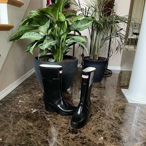 HUNTER Kellan Wedged Rain Boots ☔️